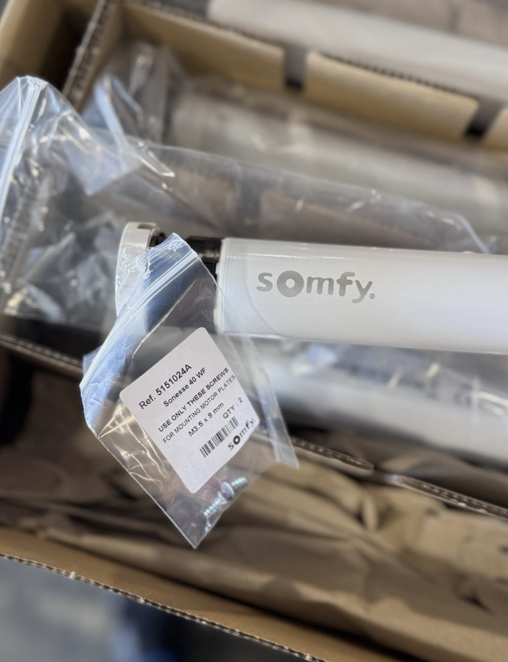 SOMFY Sonesse 40 RTS WF Li-Ion – Rechargeable Quiet Motor for Blinds